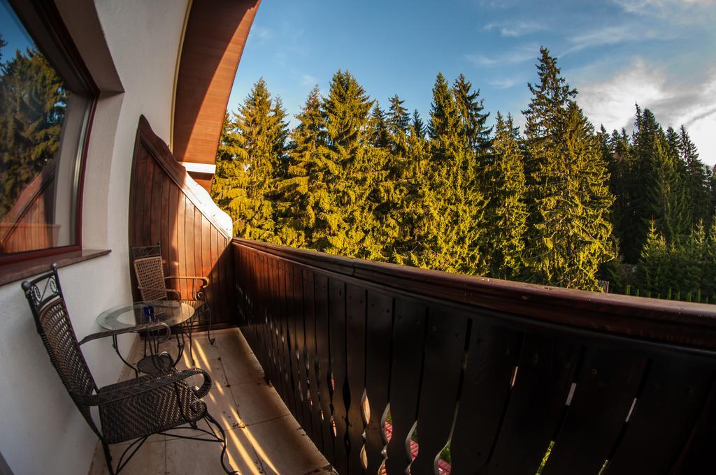 Carpatic Hotel Predeál Szoba fotó