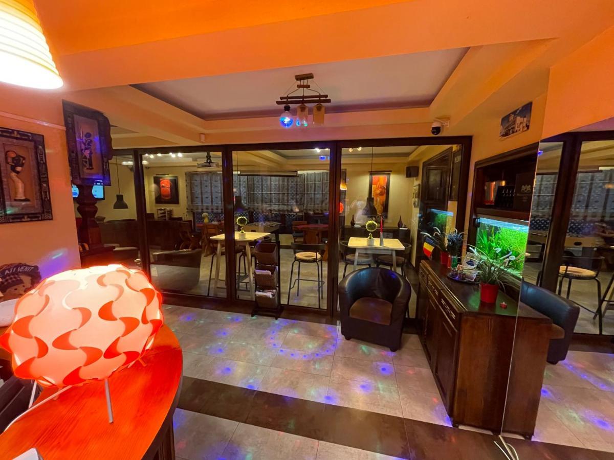Carpatic Hotel Predeál Kültér fotó