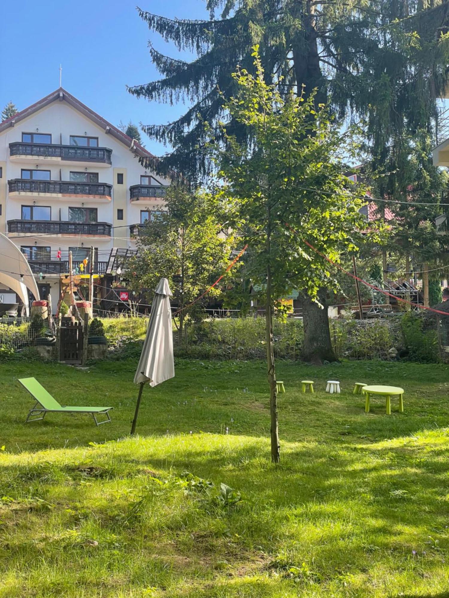 Carpatic Hotel Predeál Kültér fotó