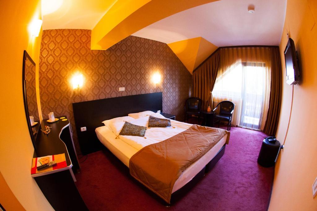 Carpatic Hotel Predeál Szoba fotó