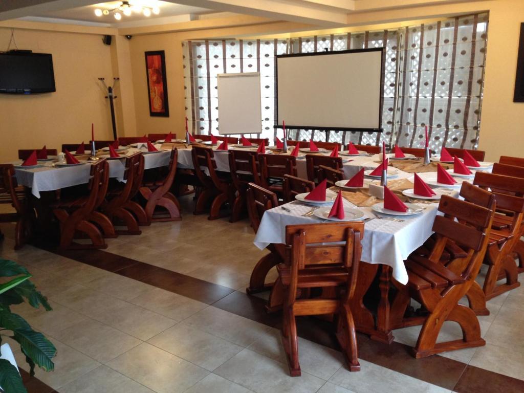 Carpatic Hotel Predeál Kültér fotó