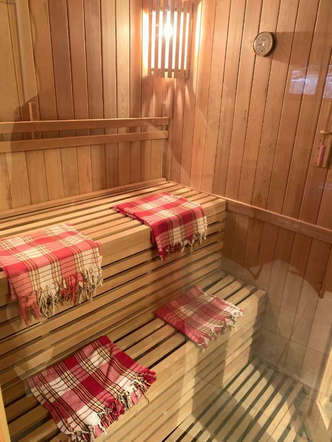 Carpatic Hotel Predeál Kültér fotó